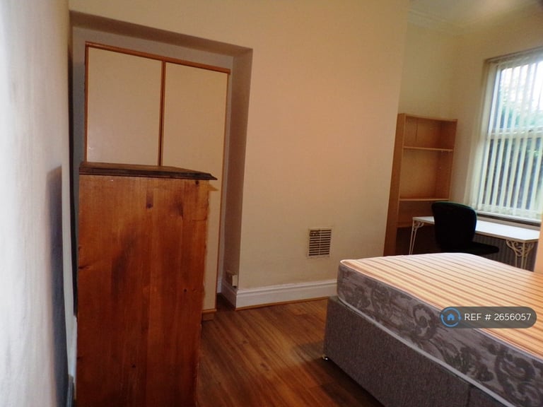 7 bedroom house in Talbot Road, Manchester, M14 (7 bed) (#2656057)