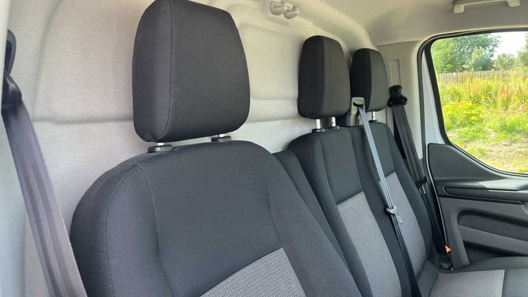  Ford Transit Custom 2.0 EcoBlue 130ps Low Roof Leader Van Van Diesel Manual