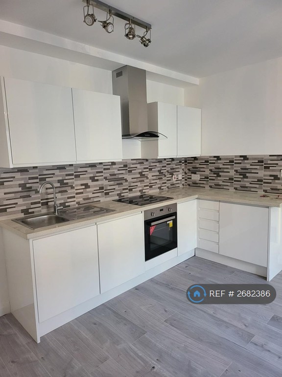 Studio flat in London Road, Southampton, SO15 (#2682386)