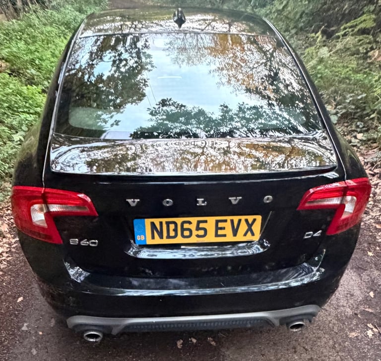 Volvo S60 R - Design Lux Nav D4