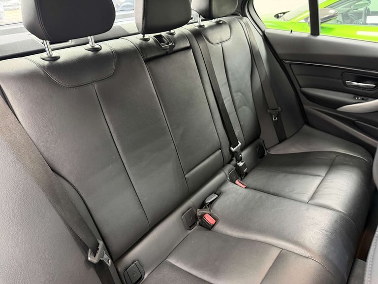 2018 BMW 3 Series 330e M Sport 4dr Step Auto SALOON PETROL/ELECTRIC Automatic