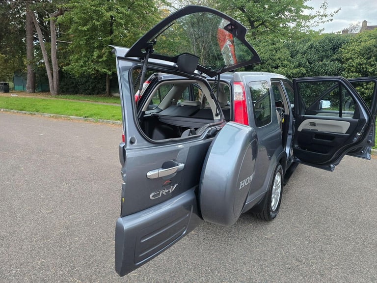 2006 Honda CR-V 2.0 i-VTEC Executive 5dr Auto ESTATE PETROL Automatic