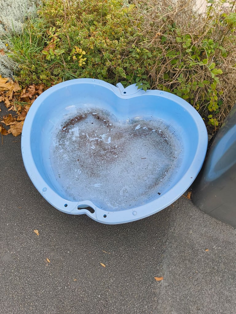 Kids Paddling pool/sandpit