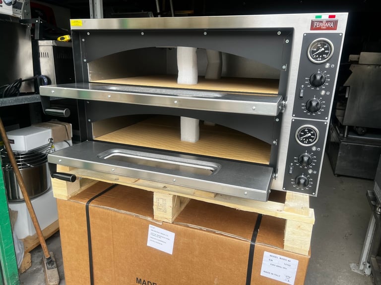 NEW ITALIAN 8 X 13'' PIZZA OVEN  QUALITY CATERING COMMERCIAL KITCHEN EQUIPMENT