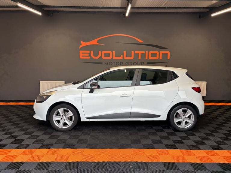2016 Renault Clio 1.2 16V Play 5dr HATCHBACK Petrol Manual