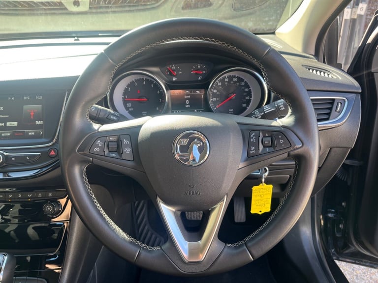 2018 Vauxhall Astra 1.4T SRI AUTOMATIC Hatchback Petrol Automatic