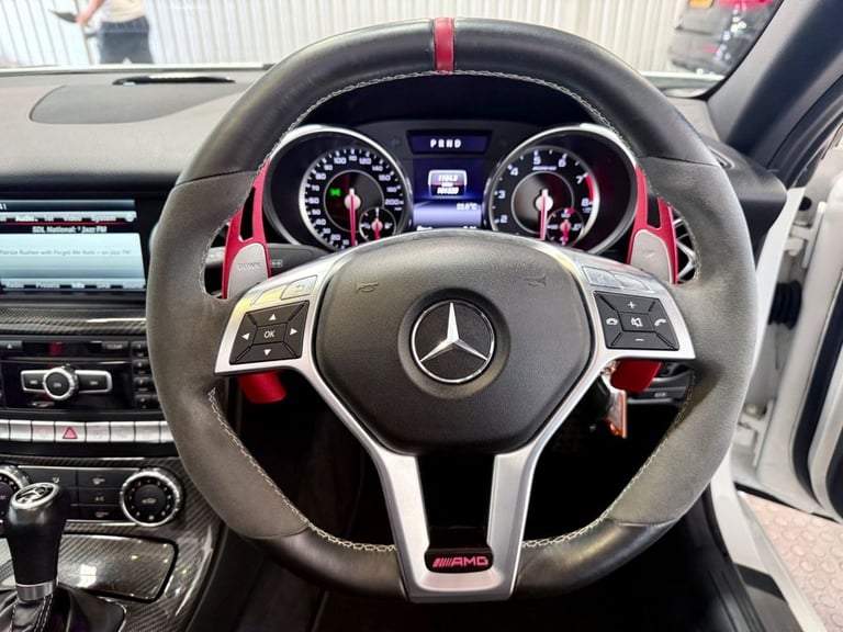 2015 15 MERCEDES-BENZ SLK 5.5 SLK55 V8 AMG CONVERTIBLE 2DR PETROL SPDS+7GT EURO 