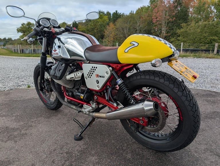 2014 MOTO GUZZI V7 RACER