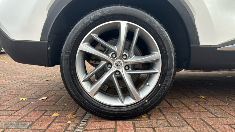 2022 MG MG HS 1.5 T-GDI Exclusive 5dr DCT Petrol Hatchback Hatchback Petrol Automatic