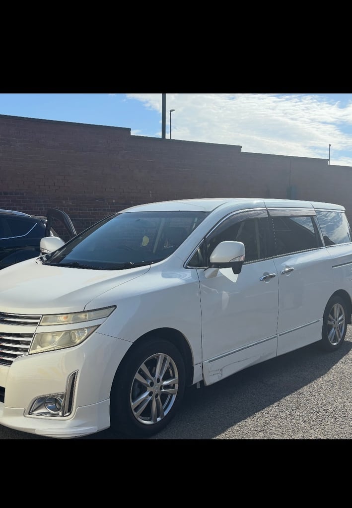 Nissan, 2011, 2500 (cc)