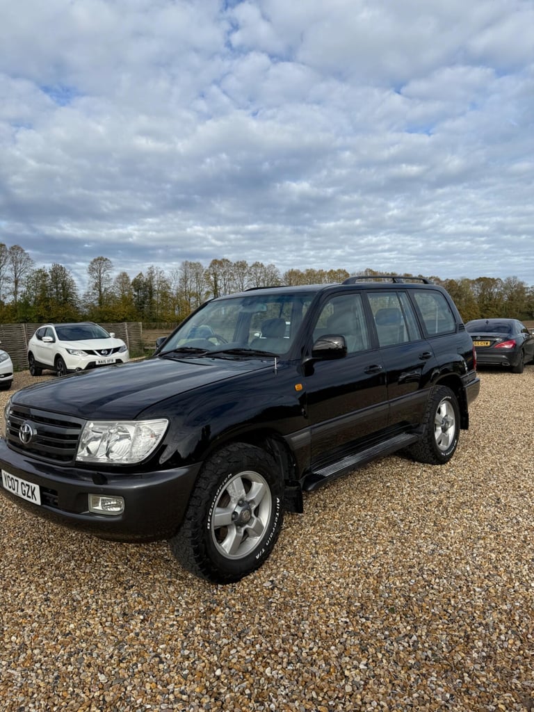  Toyota Land Cruiser Amazon 4.2 TD SUV 5dr Diesel Automatic (282 g/km, 201 bhp) Diesel Automatic