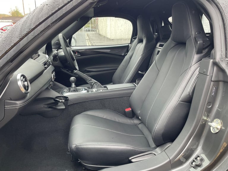 2025 Mazda MX-5 2.0 SKYACTIV-G Exclusive-Line Roadster 2dr Petrol Manual Euro 6 (s/s) (184  CONVE...