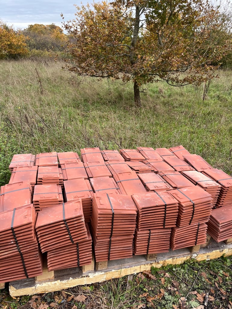 image for 700 sandtoft roof tiles