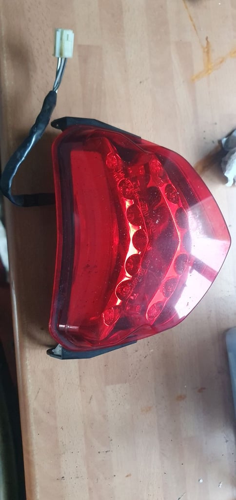 K4 GSX-R600/750 Rear Light OEM