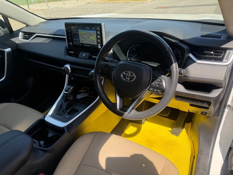 2020 Toyota RAV4 2.5 VVT-i Hybrid Design 5dr CVT 2WD ESTATE Petrol/Electric Hybrid Automatic