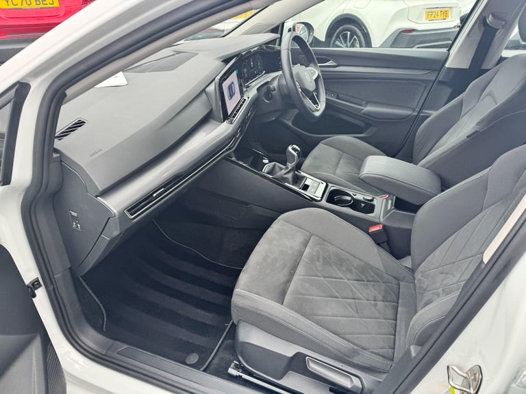 2023 Volkswagen Golf 1.5 TSI Style Hatchback 5dr Petrol Manual Euro 6 (s/s) (130 ps) HATCHBACK Pe...