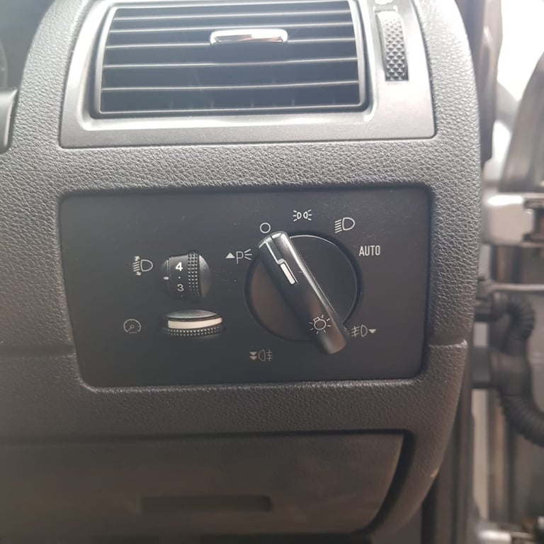 2006 Ford Mondeo 2.2TDCi 155 Edge 5dr HATCHBACK Diesel Manual