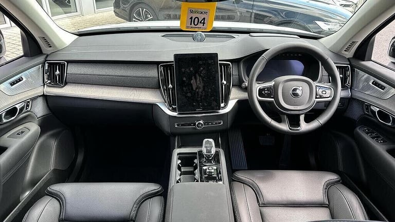  Volvo XC90 Ultra, T8 AWD Plug-in hybrid, Electric/Petrol, Dark, 7 Seats Petrol Automatic