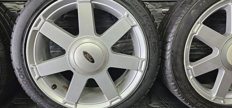 Ford Genuine 16 alloy wheels + 4 x tyres 195 45 16