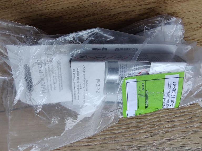 LANDROVER TOUCH UP KIT