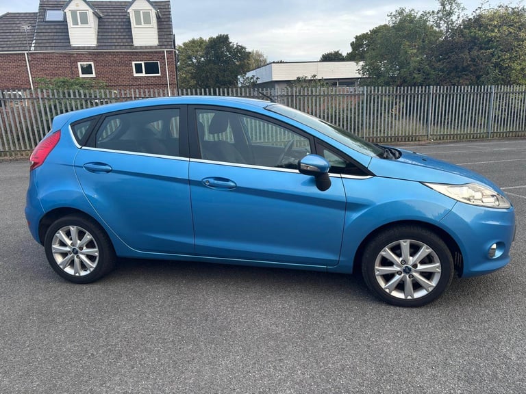 Ford, FIESTA, Hatchback, 2009, Manual, 1242 (cc), 5 doors