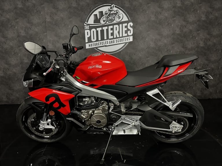 Aprilia Tuono 660 2024 Model Pre Reg save £1851!