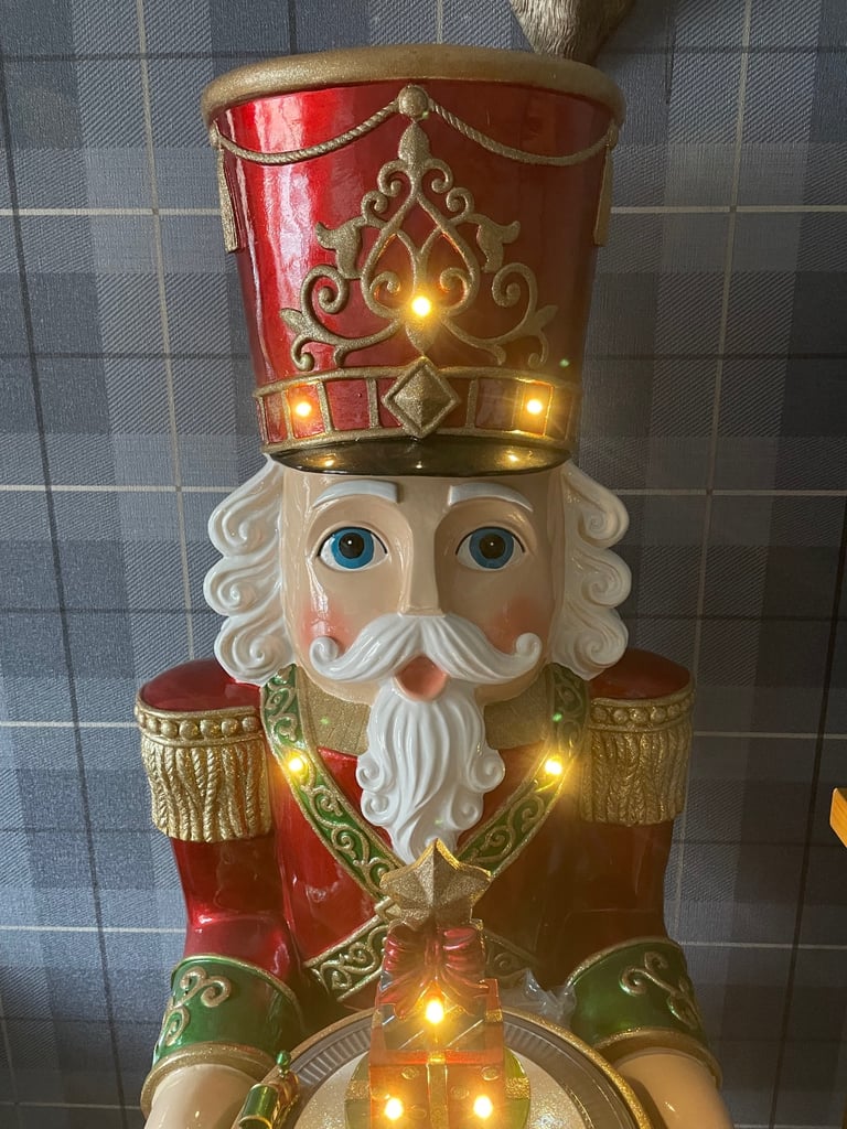 Large Christmas nutcracker 5ft tall lights up and plays music. Like new