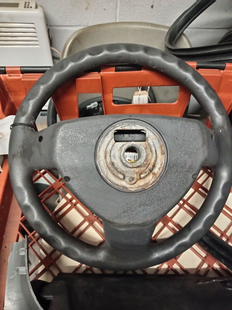 Vauxhall Zafira  Steering wheel  2005/14