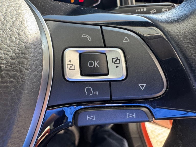 2018 Volkswagen T-Roc 1.5 TSI EVO SEL Euro 6 (s/s) 5dr HATCHBACK Petrol Manual