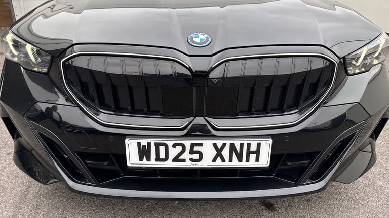 2025 BMW 5 Series 530e M Sport Pro 4dr Auto Saloon Saloon Hybrid Automatic