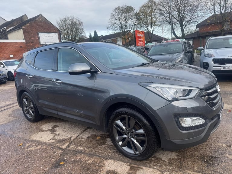 image for 2015 Hyundai Santa Fe 2.2 CRDi Premium SE 4WD Euro 5 5dr (7 seat) ESTATE Diesel Manual