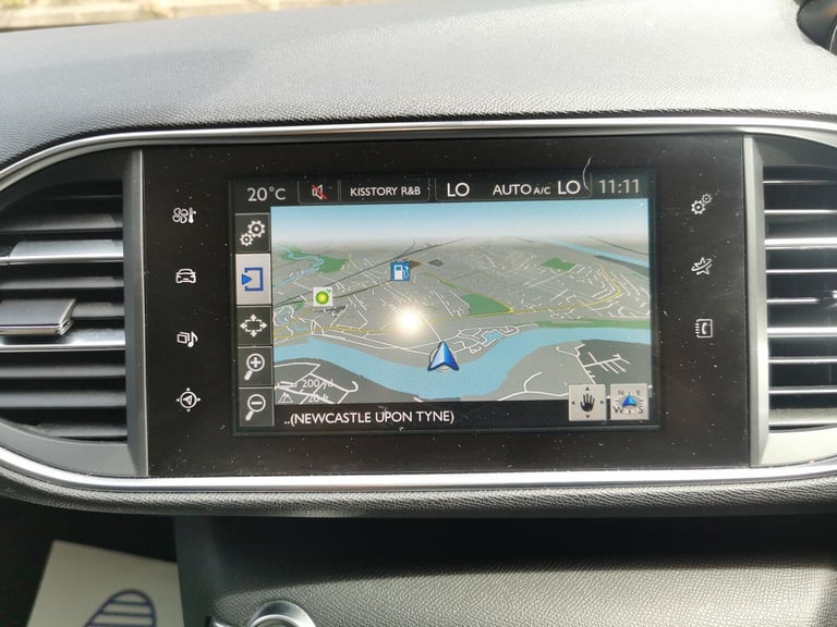 PEUGEOT 308 1.6 e-HDi Feline 2014