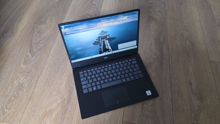 Dell Vostro 5490 laptop 16gb ram memory Intel i5-10210U Quad core processor