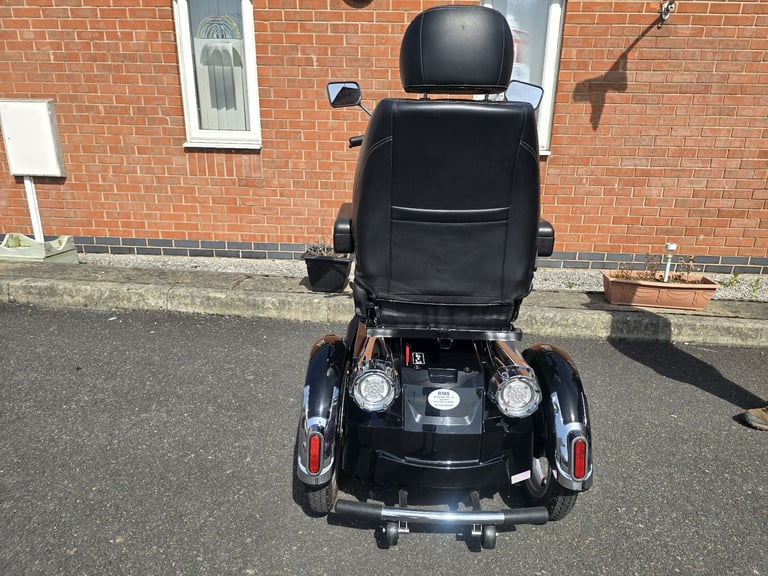 Mobility Scooter 4/8mph 3 Wheel, Drive Easy-Rider, Rd/Pave scooter