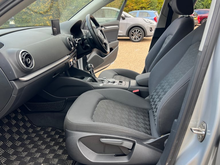 2025 Audi A3 1.4 TFSi Automatic 21000 Miles. 4dr Saloon . Low Mileage . CLEAN . Saloon Petrol Aut...