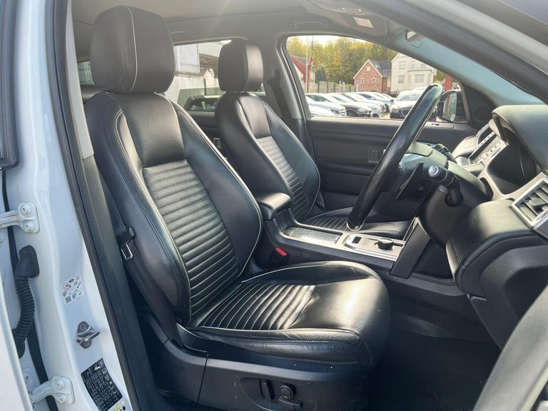 2017 Land Rover Discovery Sport 2.0 TD4 HSE Dynamic Lux Auto 4WD Euro 6 (s/s) 5dr ESTATE Diesel A...