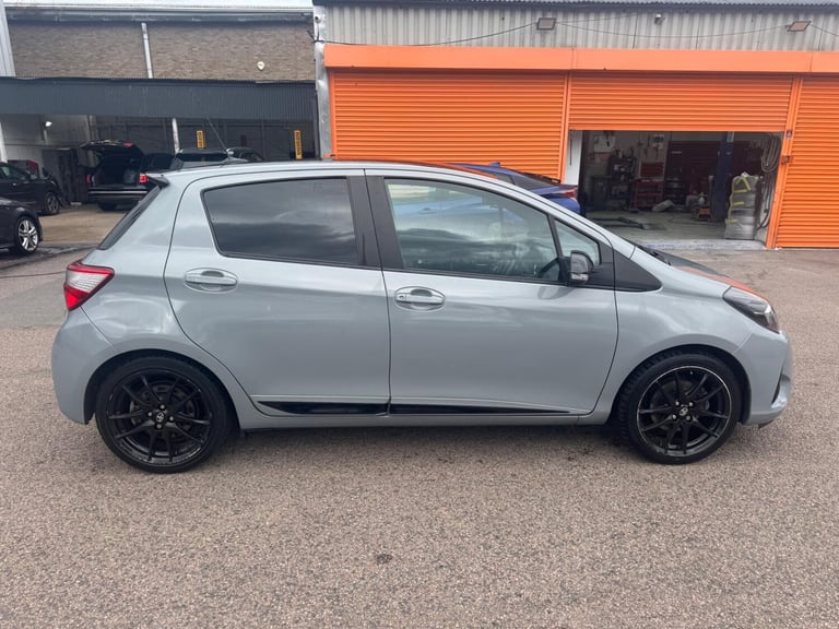 2019 Toyota Yaris 1.5 VVT-h GR SPORT E-CVT Euro 6 (s/s) 5dr HATCHBACK Petrol/Electric Hybrid Auto...