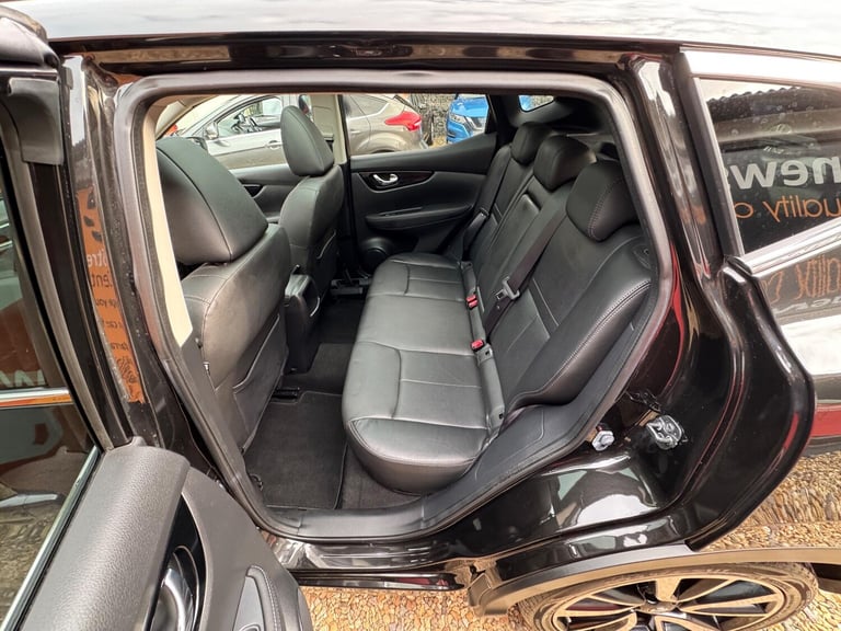 2015 Nissan Qashqai 1.6 DIG-T Tekna 2WD Euro 6 (s/s) 5dr HATCHBACK Petrol Manual