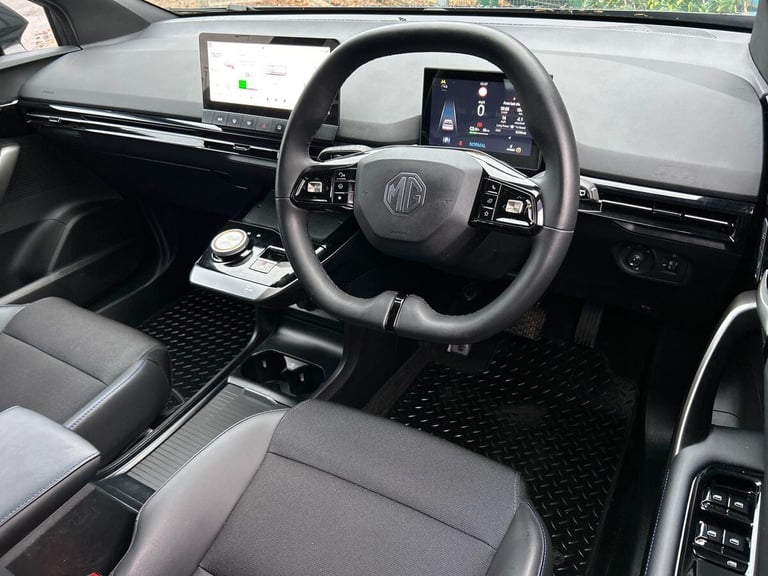 2024 MG MG4 64kWh Trophy Long Range Hatchback 5dr Electric Auto (203 ps) Hatchback ELECTRIC Autom...