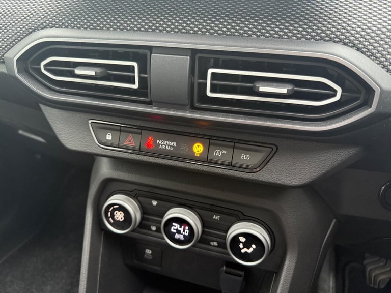 2025 Dacia Sandero Journey TCe 90 MY24 HATCHBACK Petrol Manual