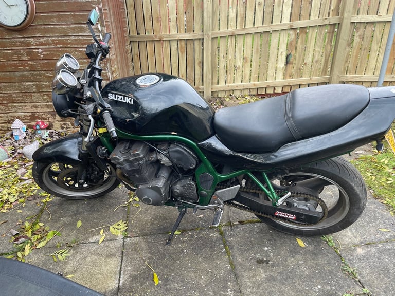 Suzuki bandit 600 read add