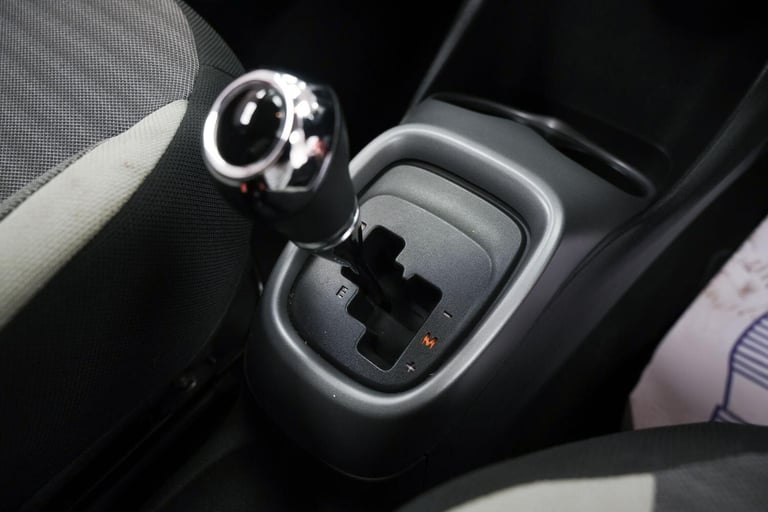  Toyota AYGO 1.0 VVT-i x-play x-shift Euro 6 5dr Petrol Automatic