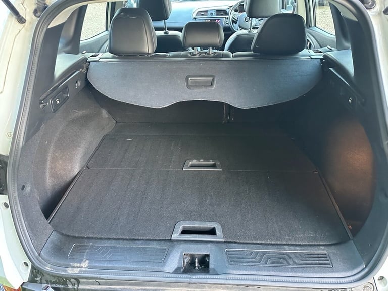 2018 Renault Kadjar 1.3 TCe Dynamique S Nav SUV 5dr Petrol Manual Euro 6 (s/s) (140 ps) HATCHBACK...