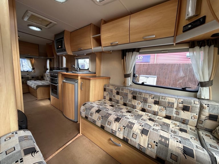 Sterling Europa 530 5 berth 2007 motor mover ***NOW SOLD***