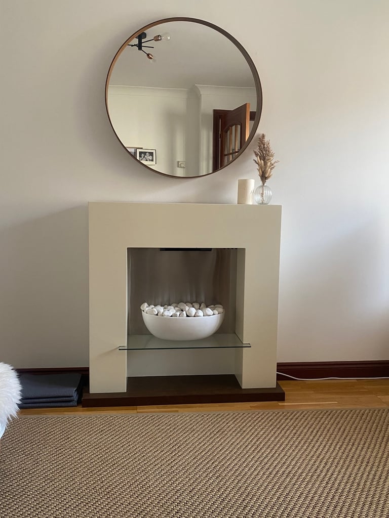 Electric fireplace