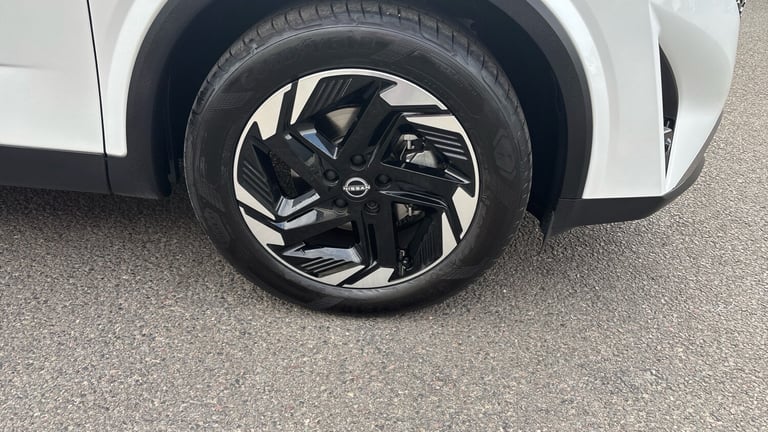 2025 Nissan Qashqai 1.3 DiG-T MH 158 N-Connecta 5dr Xtronic Petrol Hatchback Hatchback Petrol Aut...