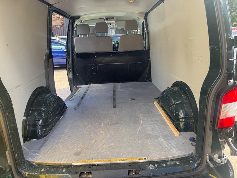 2015 Volkswagen Transporter 2.0 TDI T30 Startline Chassis Cab 4dr Diesel Manual 4MOTION L3 H1 (22...