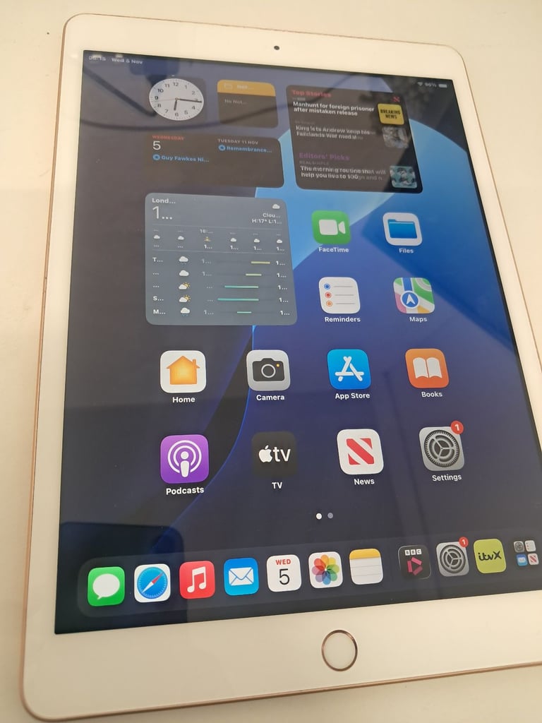 image for Ipad 7th Generation 