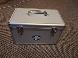 Songmics first aid case