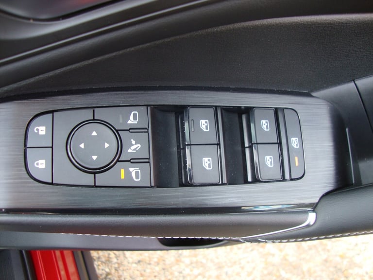 2022 Nissan Qashqai 1.3 DiG-T MH 158 N-Connecta 5dr Xtronic HATCHBACK Petrol Automatic